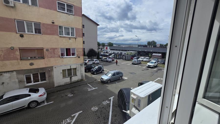 Garsonieră decomandată în Ampoi 1