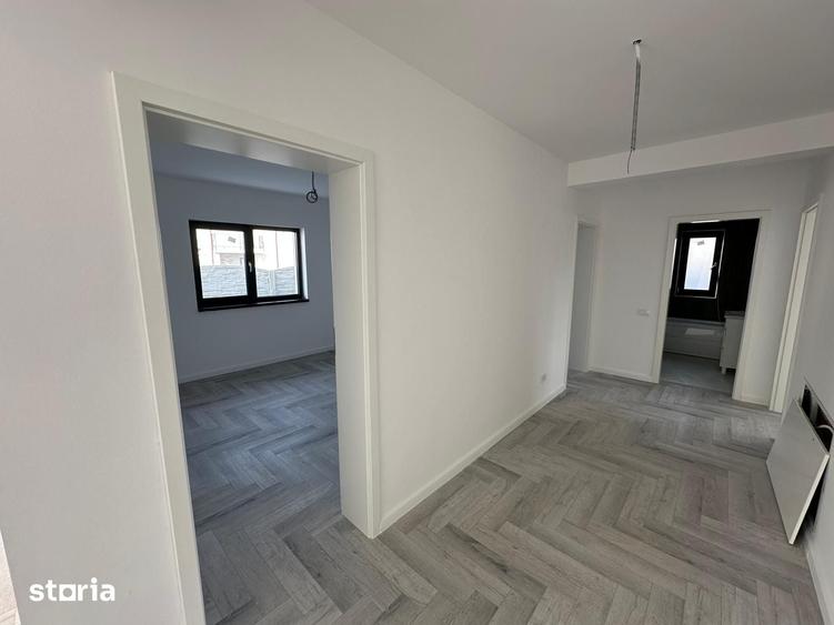 Casă cu 4 camere cu Teren 400 Mp în Clinceni