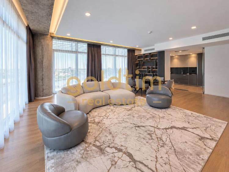 Apartament cu 4 camere semidecomandat, mobilat în Floreasca