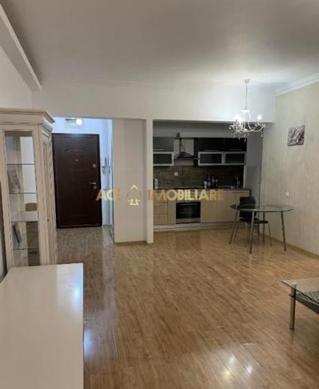 Apartament cu 2 camere decomandat, mobilat în Decebal