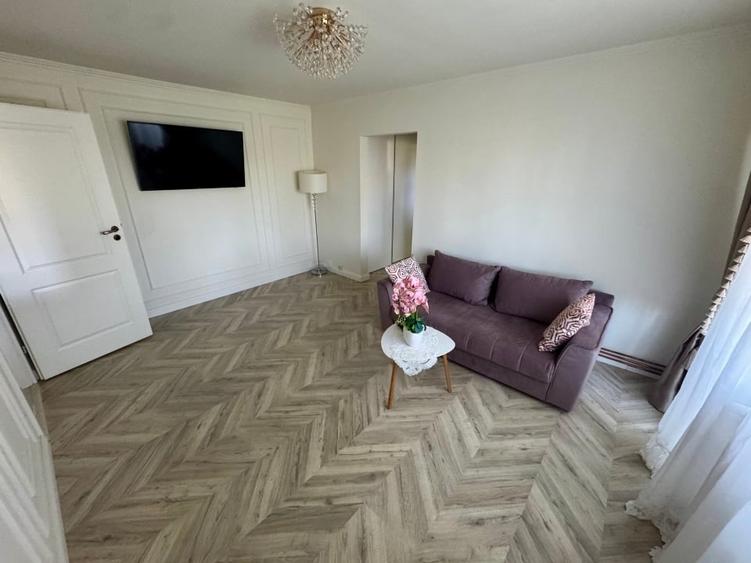 Apartament cu 2 camere semidecomandat, mobilat în Take Ionescu