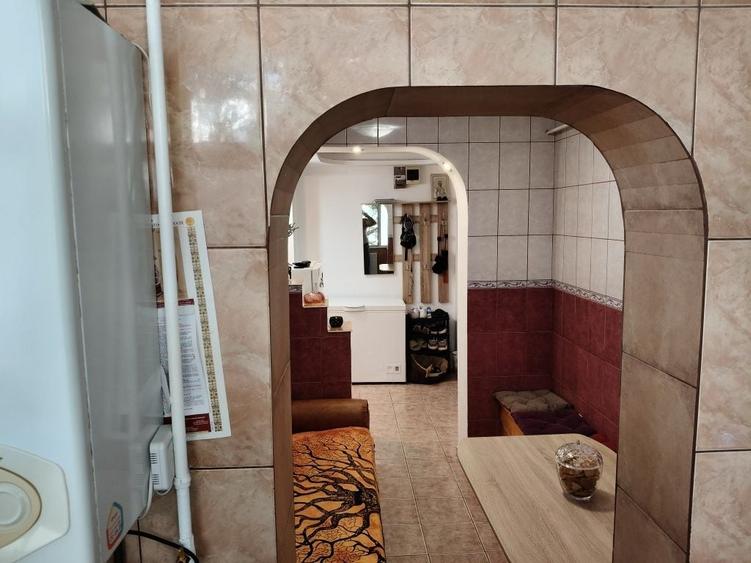 Apartament cu 2 camere decomandat în Exterior Vest