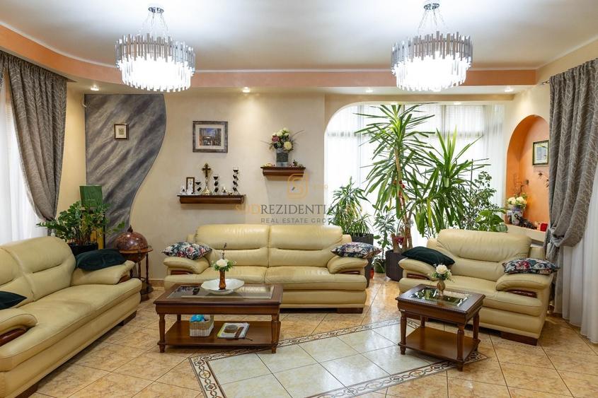 Casă individuală cu 6 camere cu Piscina în Sud-Est