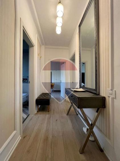 Apartament cu 2 camere decomandat, mobilat în Ultracentral