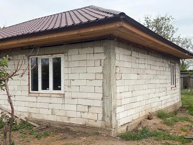 Casă cu Teren 650 Mp în Dor Mărunt