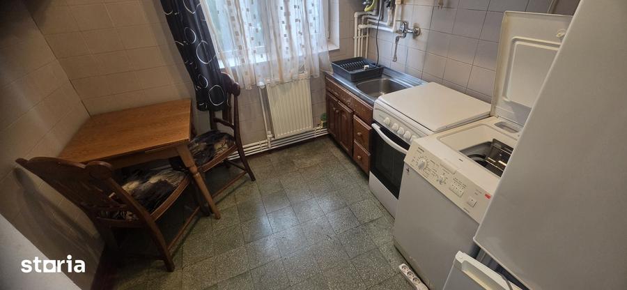 Central- apartament cu 2 camere - 4