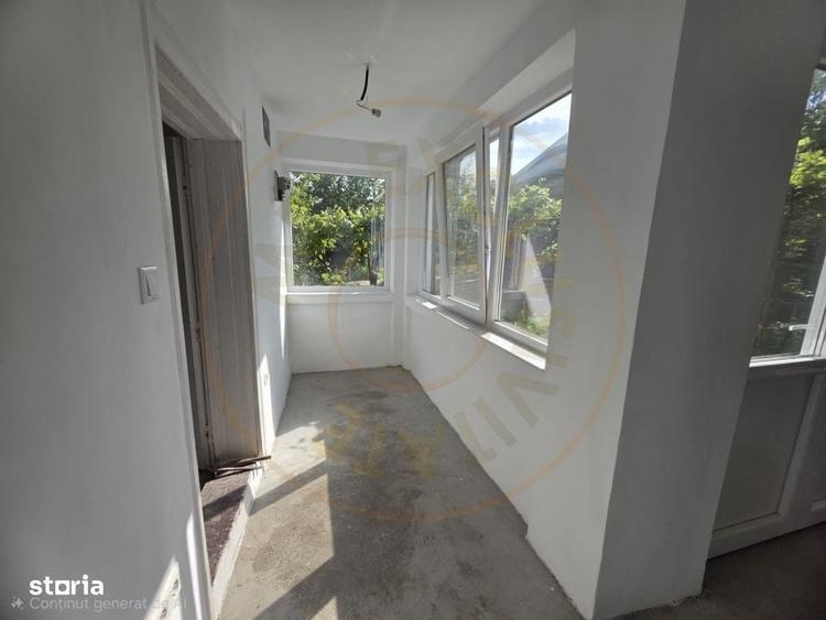Casă cu 2 camere cu Teren 7350 Mp în Valea Vinului