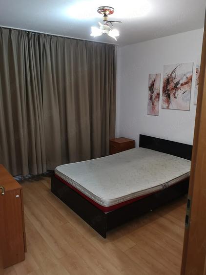 Apartament cu 2 camere decomandat în Lipovei