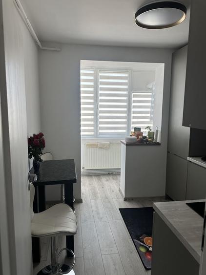 Apartament cu 2 camere semidecomandat în Județean