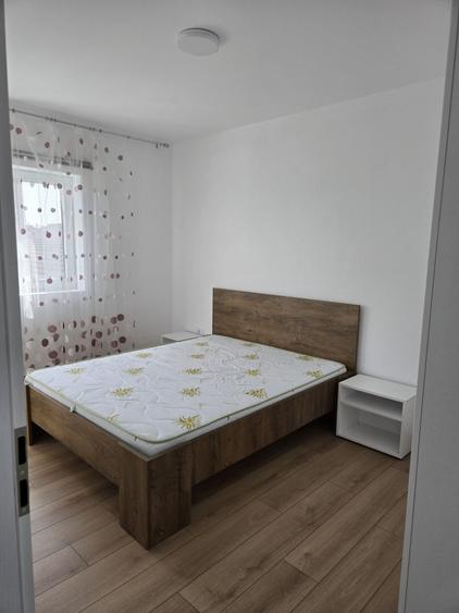 Casă cu 3 camere în Moșnița Veche