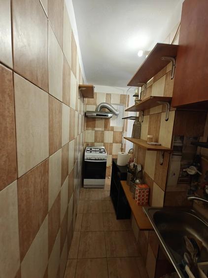 Apartament cu 2 camere semidecomandat în Baicului