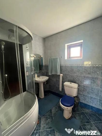 Casă cu 4 camere cu Teren 181 Mp în Rovine