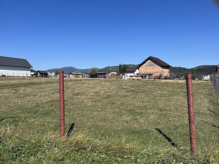 Teren de 648 mp, în Tohanu Nou