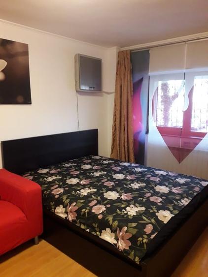 Garsonieră decomandată în Știrbei Vodă