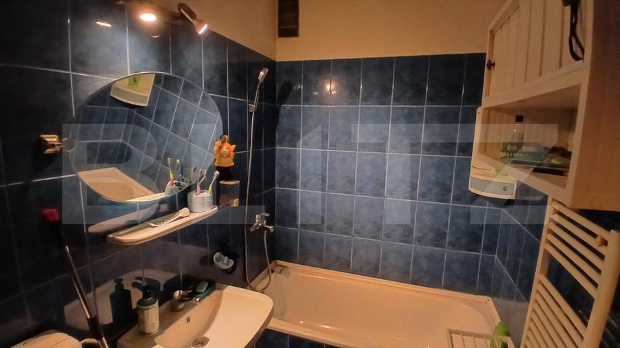 Apartament cu 3 camere nedecomandat, mobilat în Central