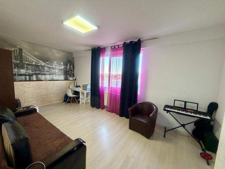Apartament cu 2 camere semidecomandat, mobilat în Barieră
