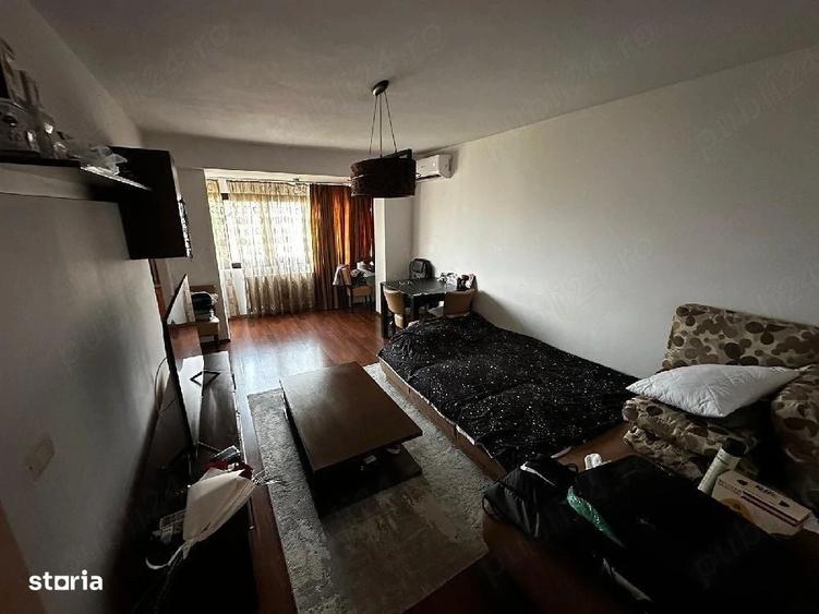 Garsonieră decomandată în Tineretului