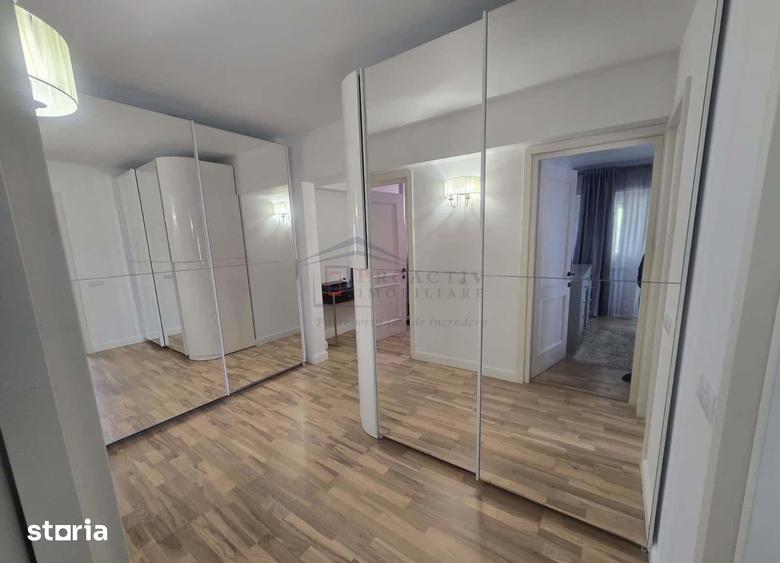 Apartament cu 3 camere în Central