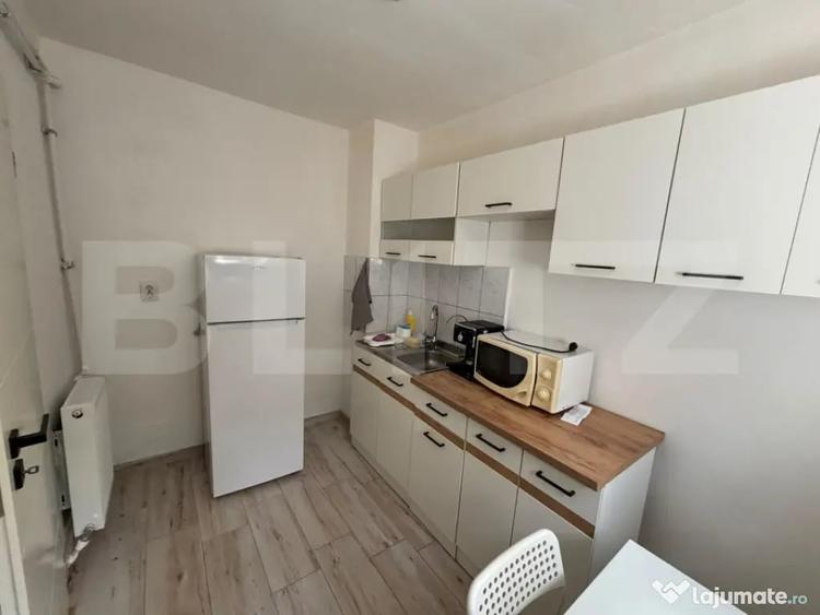 Apartament cu 2 camere semidecomandat în Ultracentral
