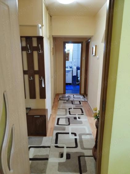 Apartament cu 3 camere, decomandat, de vanzare in Ulmeni, jud. Maramure? - 2