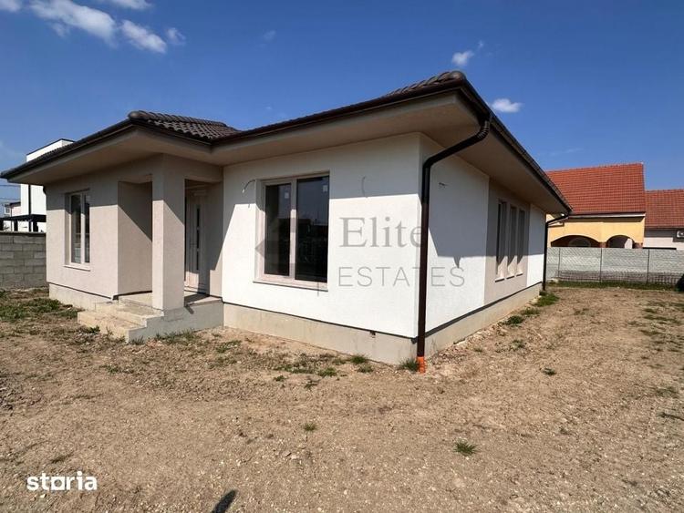 Casa de vanzare cu 4 camere in Sanmartin, Bihor - 1