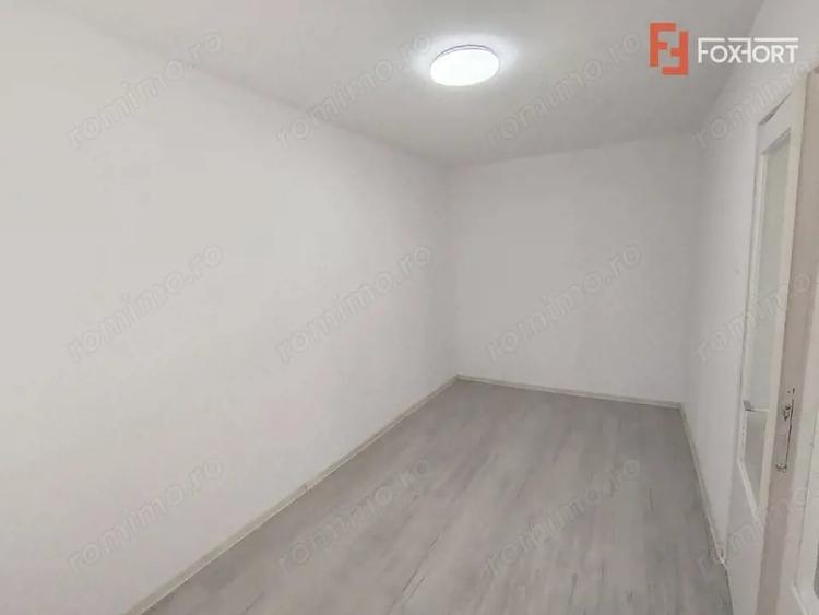 Apartament cu 2 camere semidecomandat în Șagului