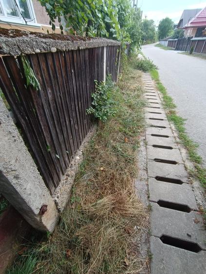 Casă individuală cu 2 camere cu Teren 5500 Mp în Lemniu