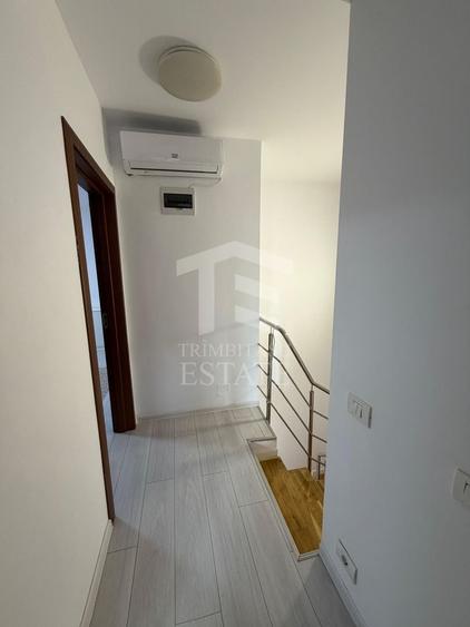 Duplex cu 4 camere cu Canalizare în Tunari