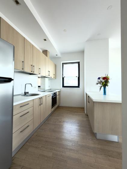 Apartament cu 3 camere decomandat în Universitate