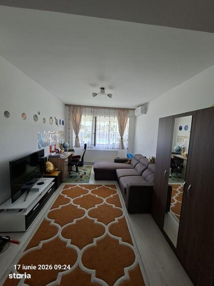 Apartament cu 2 camere, mobilat în Vest