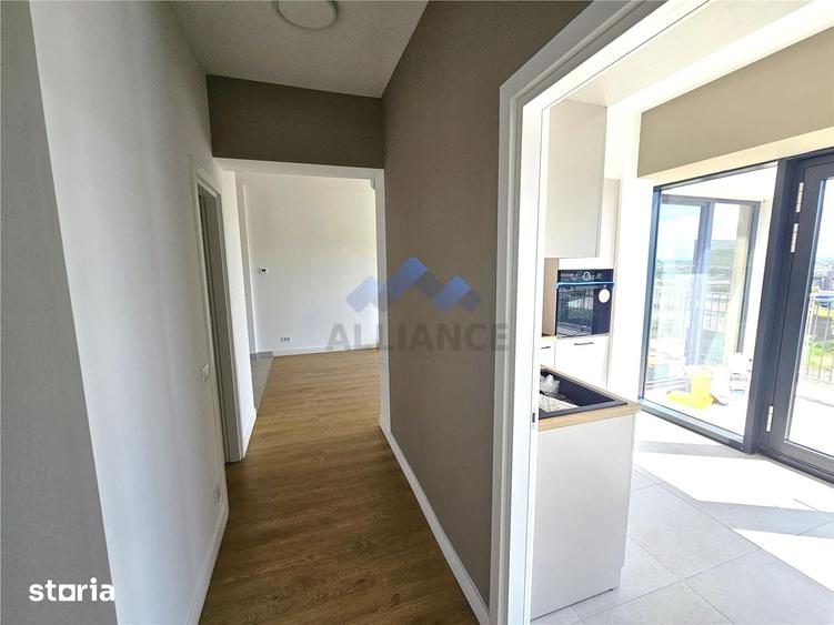 Apartament cu 3 camere decomandat în Baza 3