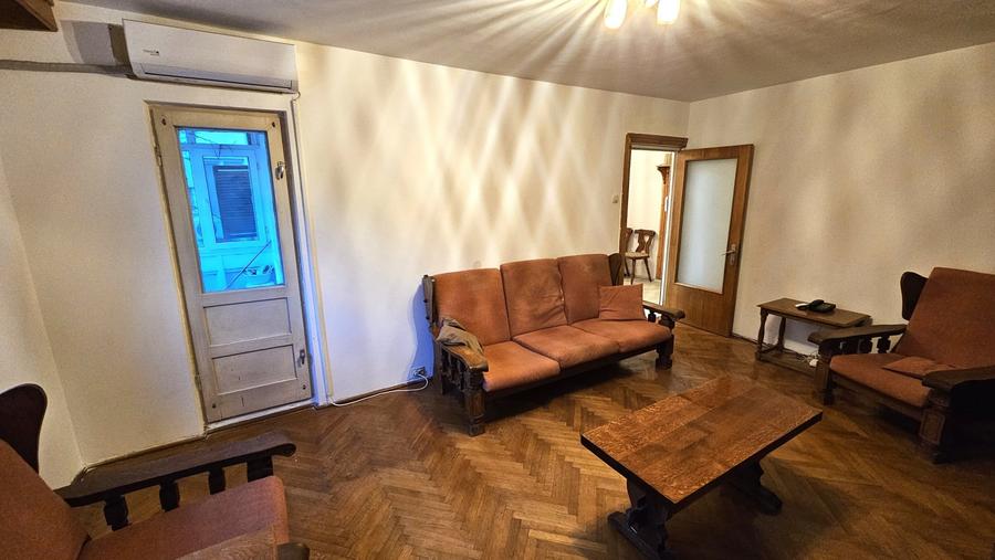 Apartament cu 3 camere decomandat, mobilat în Aviației