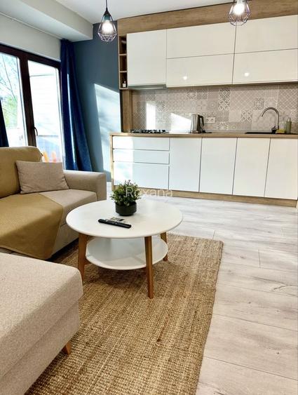 Inchiriez apartament 2 camere Nerva Traian- Unirii, Open space, loc de parcare inclus in pret