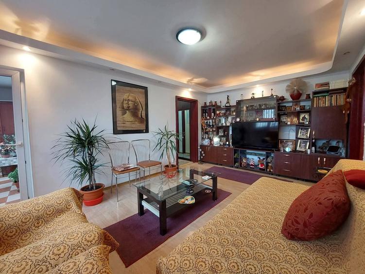 Apartament cu 2 camere semidecomandat, mobilat în Colentina