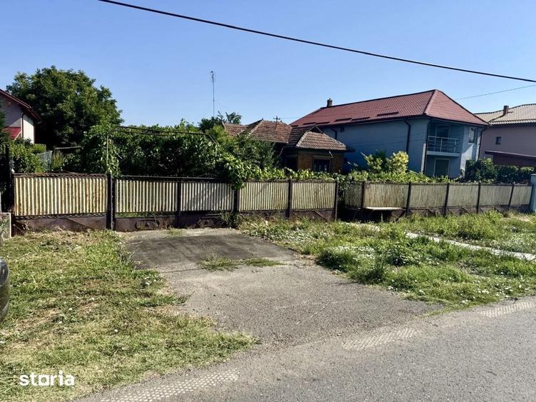 Casă cu 3 camere cu Teren 3000 Mp în Lipia