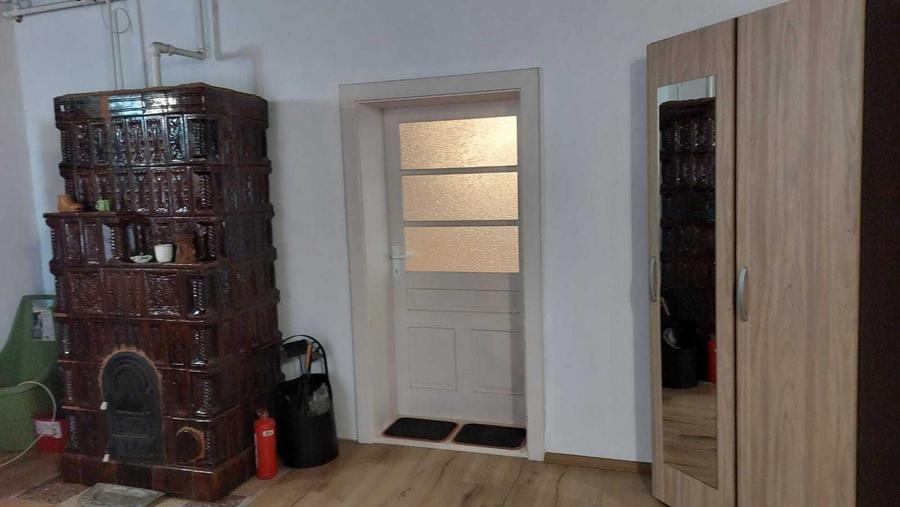 Casă cu 3 camere în Ginta
