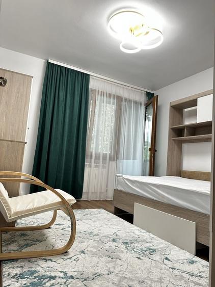 Apartament cu 2 camere decomandat în Cornișa