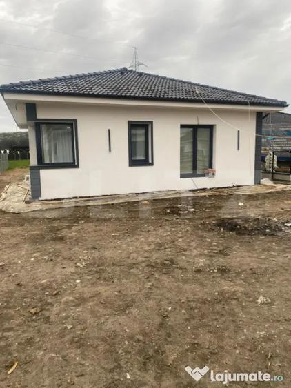 Casă cu 3 camere cu Teren 650 Mp în Central