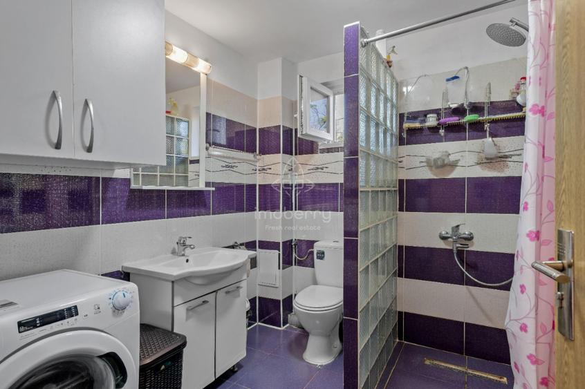 Casă individuală cu 3 camere cu Canalizare în Central