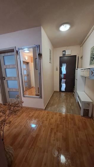 Apartament 3,5 camere, Mircea cel Batran, etaj 3 4, 79 mp, aer conditionat, parcare - 2