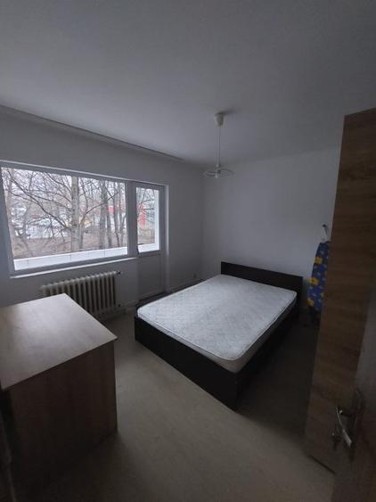 Apartament cu 2 camere semidecomandat, mobilat în Tătărași — fotografia 2