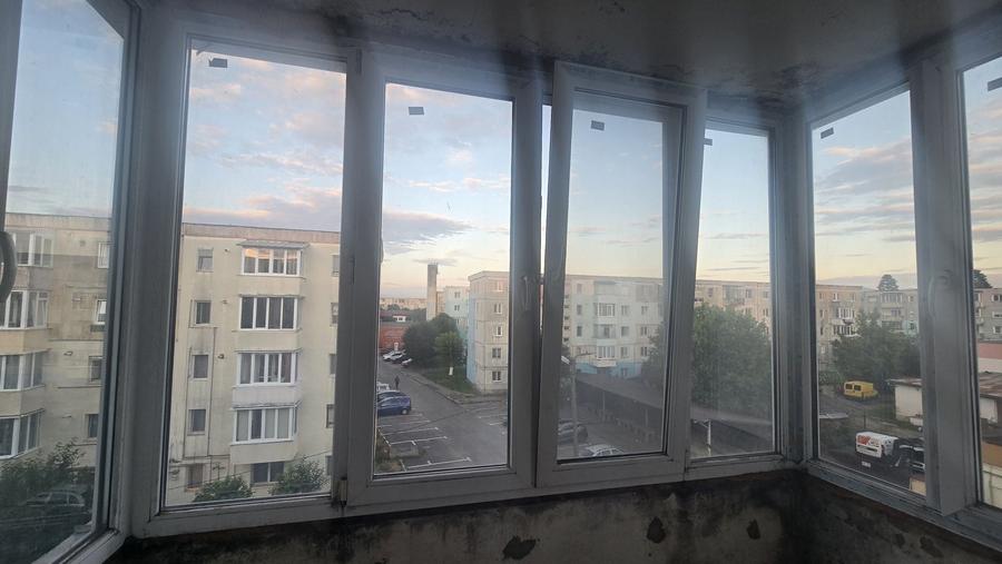 Vand apartament cu 2 camere - 1
