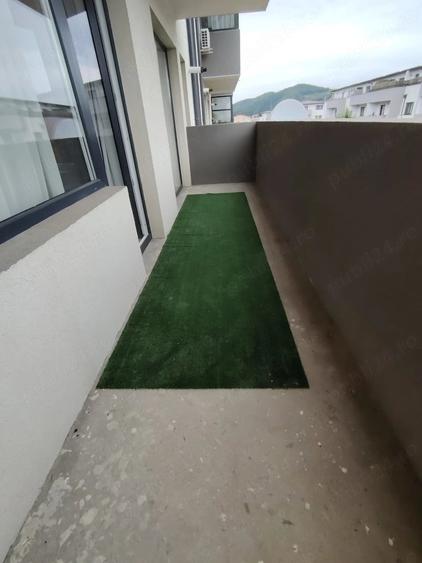 Apartament cu 2 camere semidecomandat în Florești