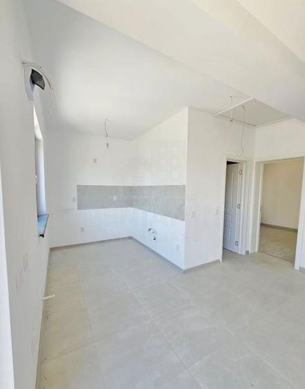 Casă cu 3 camere cu Teren 322 Mp în Ișalnița