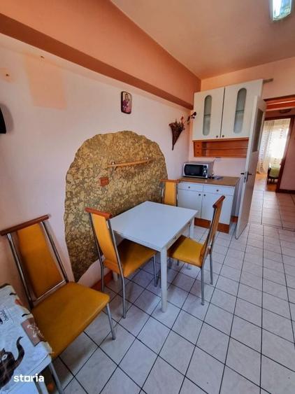 Apartament cu 4 camere în Central