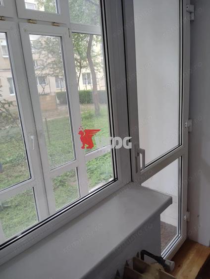 Apartament cu 3 camere semidecomandat în Spitalul Județean