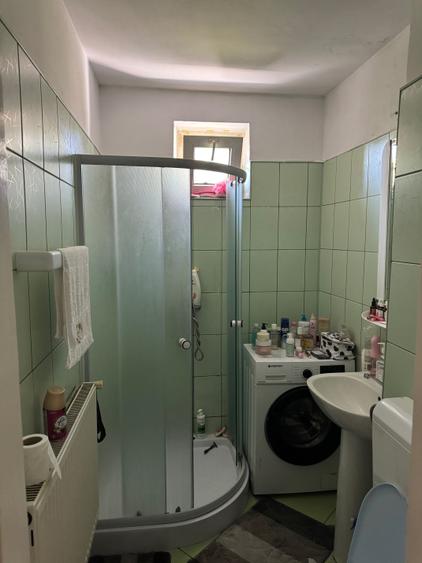 Garsonieră semidecomandată în Titan