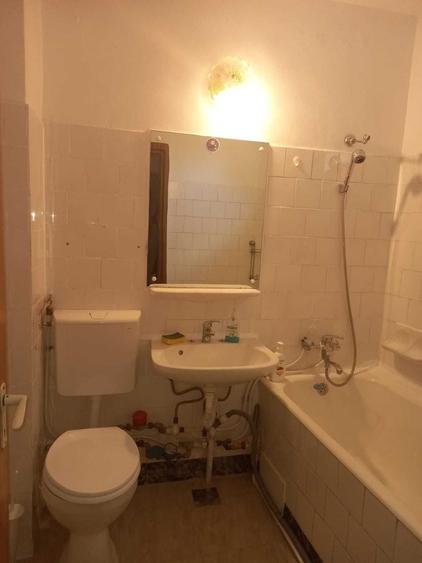 Apartament cu 2 camere decomandat în Exterior Vest