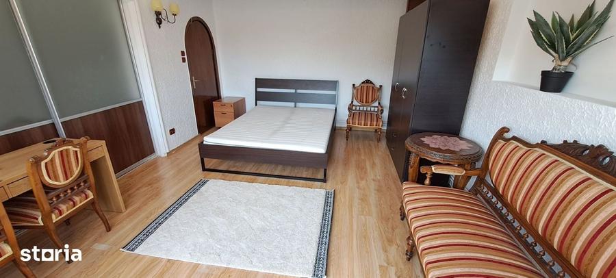 Romana, ASE, Hotel Sheraton. 3 camere cu centrala, spatios 80mp utili - 3