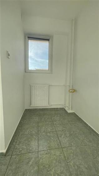 Garsonieră semidecomandată în Basarabia